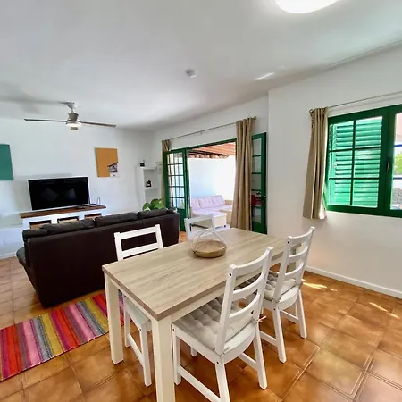 Ferienhaus Terracitas 3 Hiru , Coqueto Con Ac , Terraza Y Piscina Comunitaria