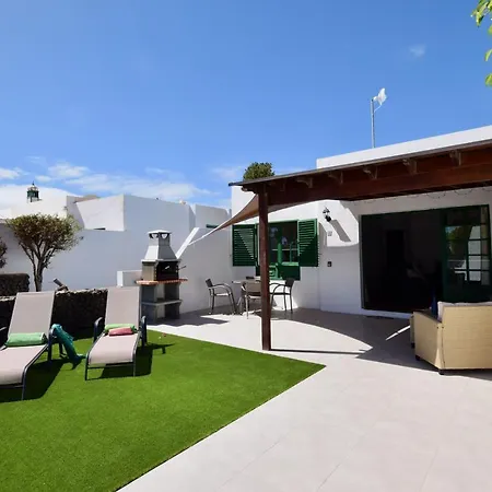 Prázdninový dům Terracitas 3 Hiru , Coqueto Con Ac , Terraza Y Piscina Comunitaria